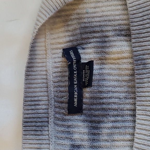 American Eagle Ribbed Sweater - Picture 3 of 3